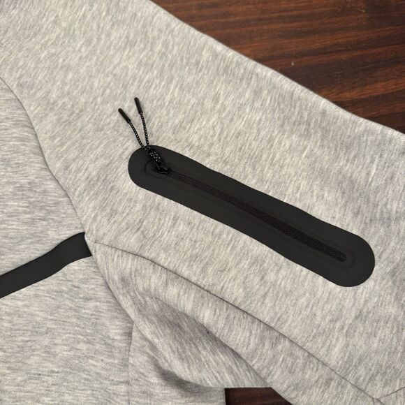 Nike Tech Fleece Windrunner Full-Zip Hoodie Jacket - Picture 6 of 8